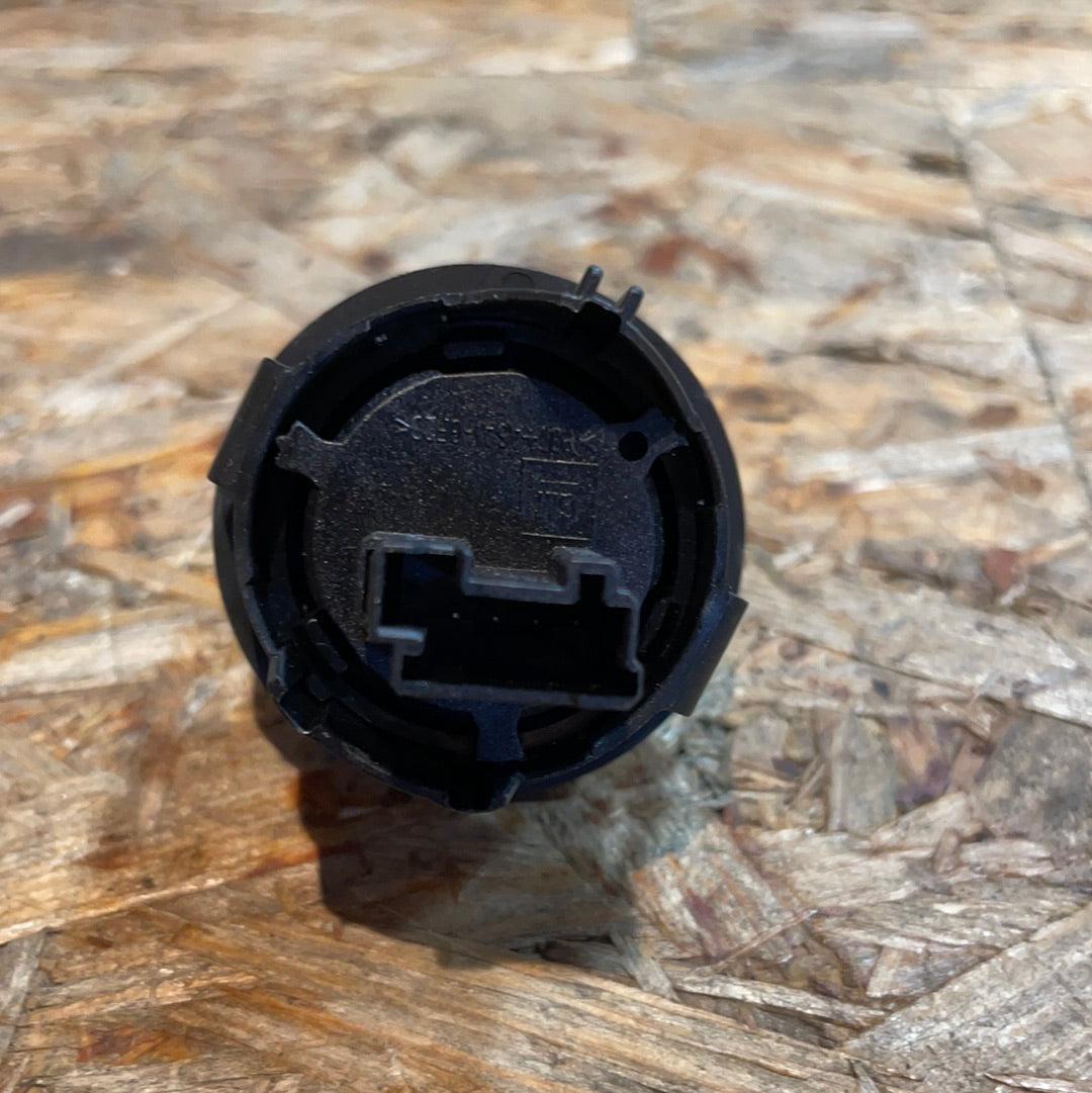 Original GM Opel Insignia SportsTourer Schalter elektrische Heckklappe Neu