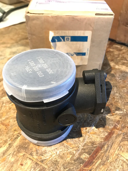 Original Vectra B 2,0 DI 16V 82 PS Luftmassenmesser NEU