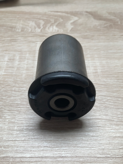 Original GM Opel Ascona C Dämpfungsbuchse Hinterachsenkörper Neu