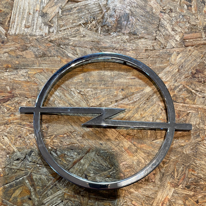 Original GM Opel Ascona C Emblem Kühlergrill Neu