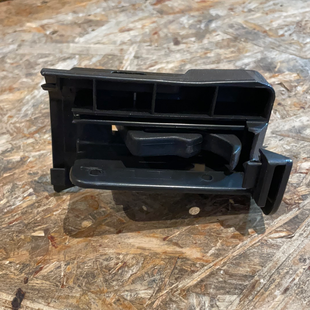 Original GM Opel Omega A Laderaumabdeckung Griffstücke/Halter Neu