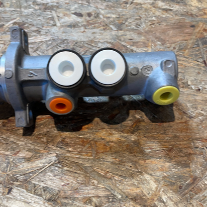 Original GM Opel Movano A 2,2 DTI Hauptbremszylinder Neu