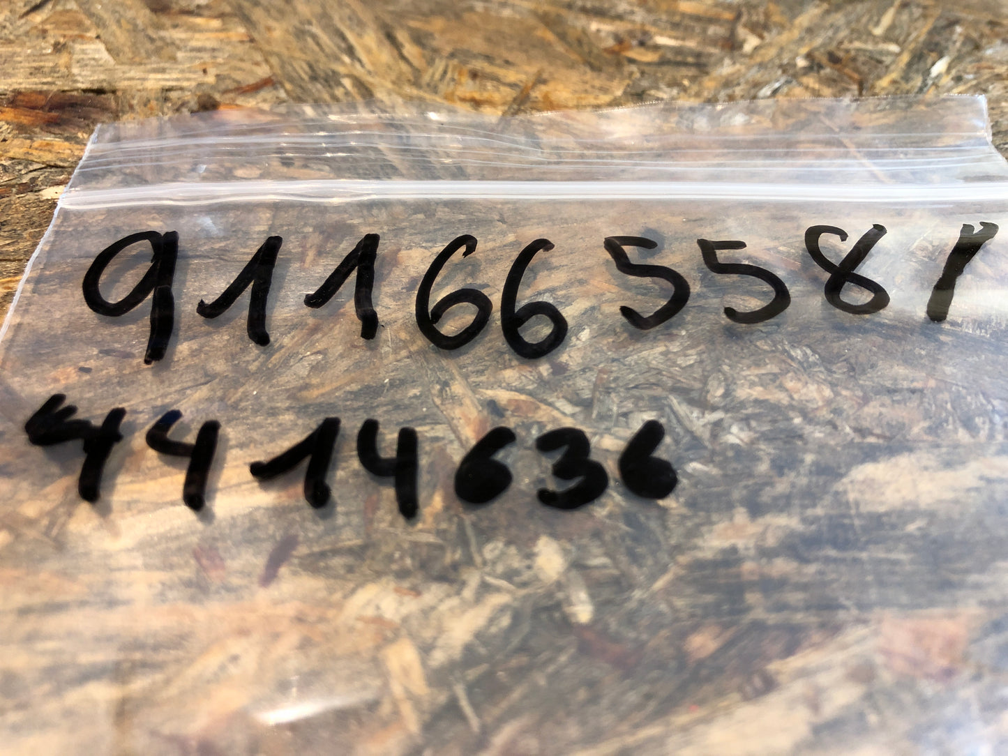 Original Opel Vivaro B Distanzstück Schiebetür deutlich Neu