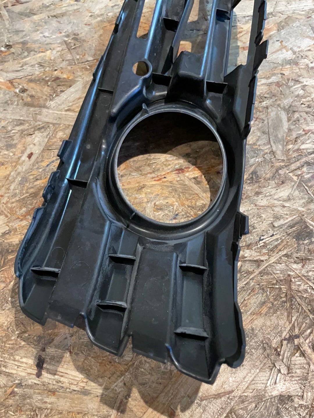 Original GM Opel Vectra C Einsatz Stoßfänger vorne links Neu