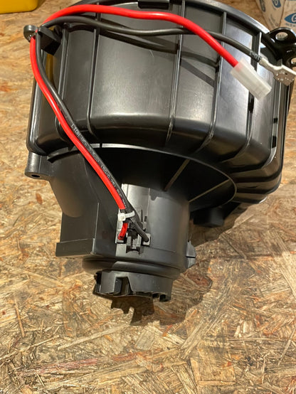Original GM Opel Astra H Elektromotor Innenraumgebläse Heizungsgebläse Neu