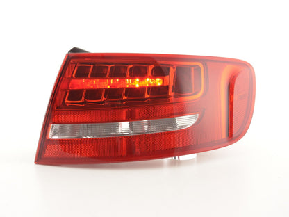 Verschleißteile Rückleuchte LED rechts Audi A4 Avant (8K) Bj. 08-11 rot/klar