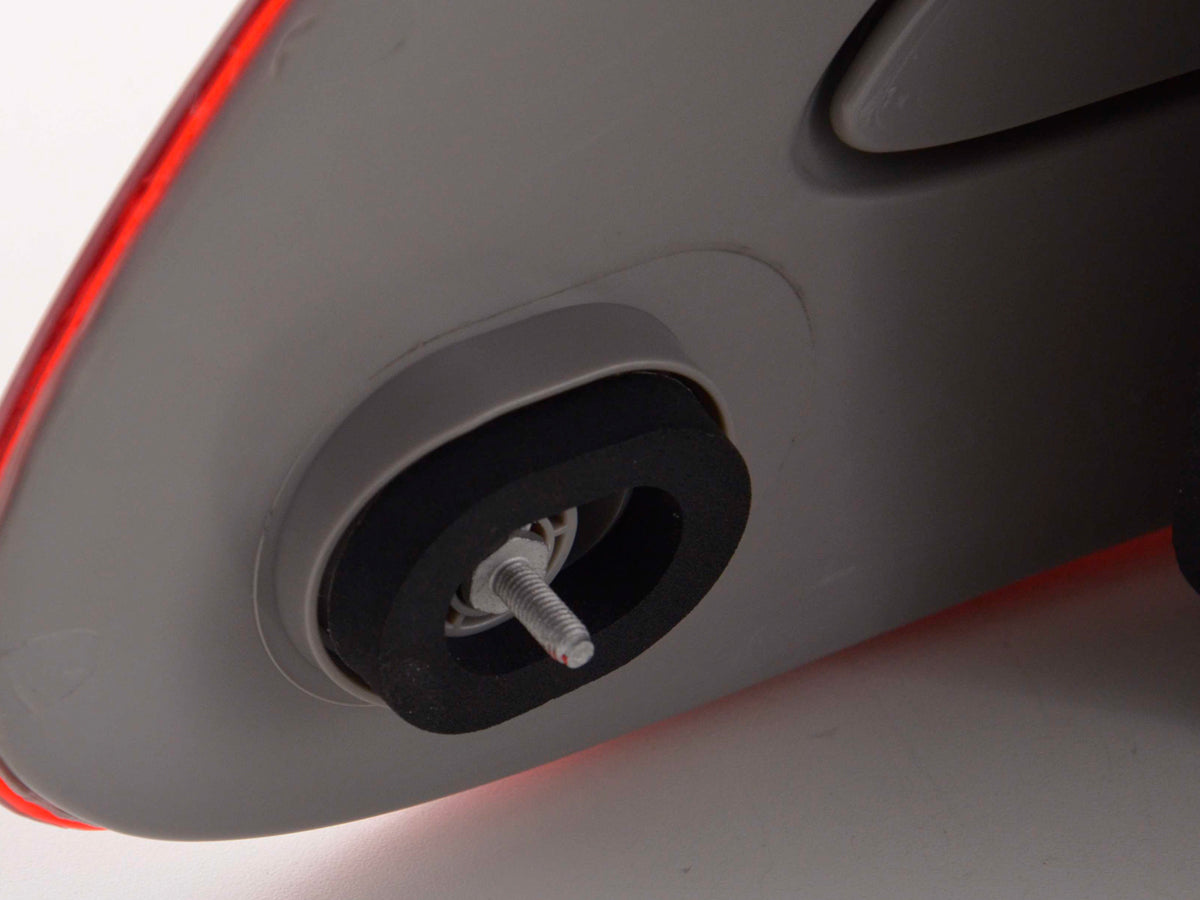 Verschleißteile Rückleuchte rechts Mercedes E-Klasse Lim. Typ W211 klar/rot