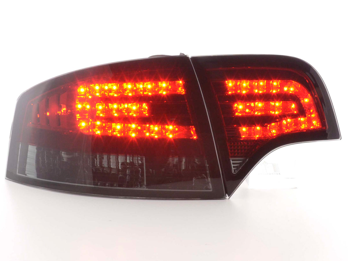LED Rückleuchten Set Audi A4 Limousine Typ 8E Bj. 04-07 rot/schwarz