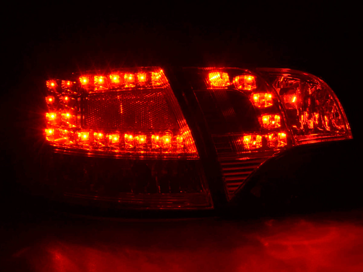 LED Rückleuchten Set Audi A4 Avant Typ 8E Bj. 04-08 chrom