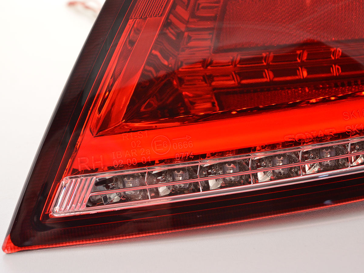 LED Rückleuchten Set Lightbar Audi TT 8J Bj. 06-14 rot/klar