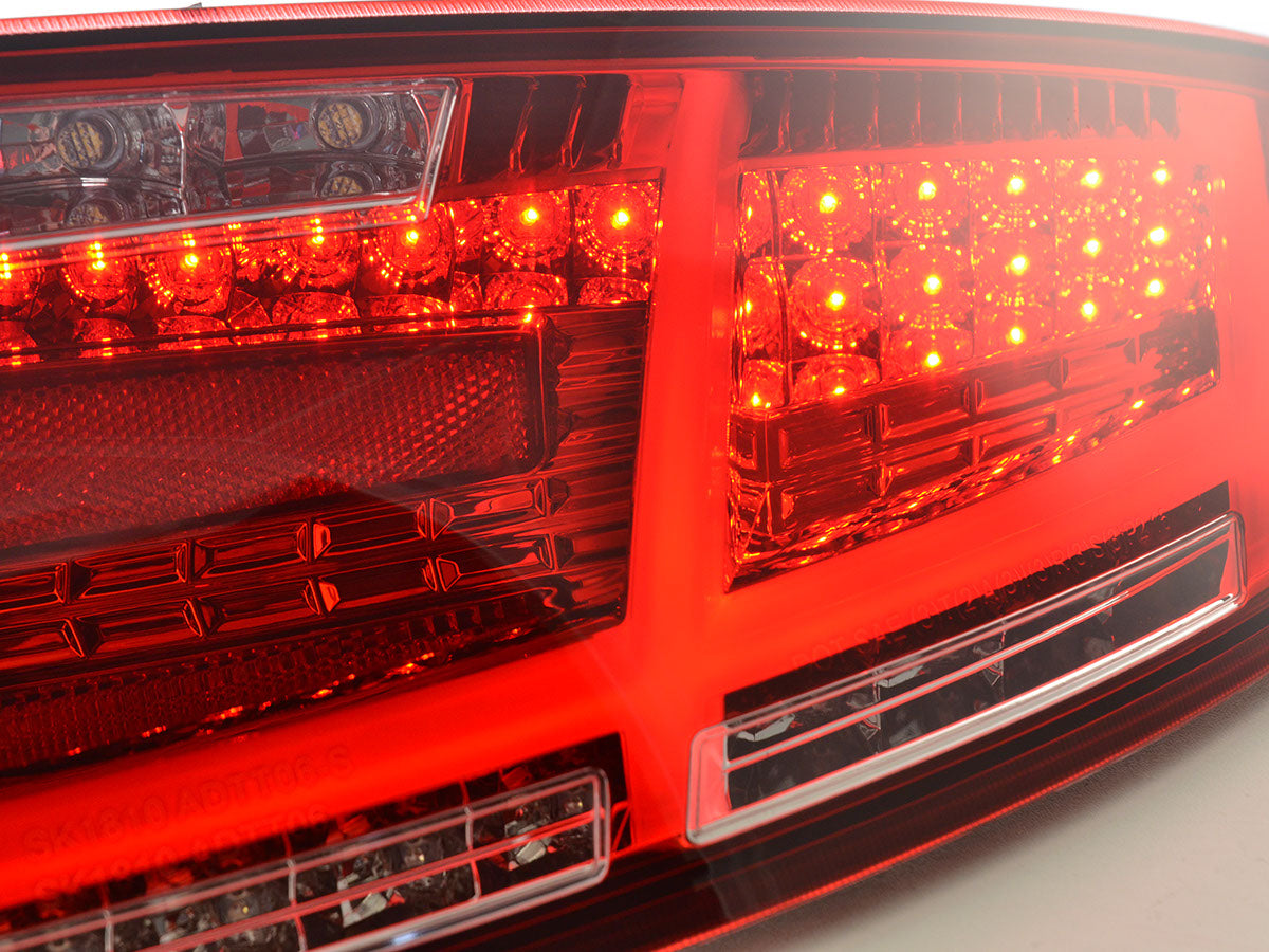 LED Rückleuchten Set Lightbar Audi TT 8J Bj. 06-14 rot/klar