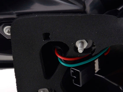 Verschleißteile Rückleuchte rechts Mazda 6 Typ GH Bj. 08-10 rot, für Limo.