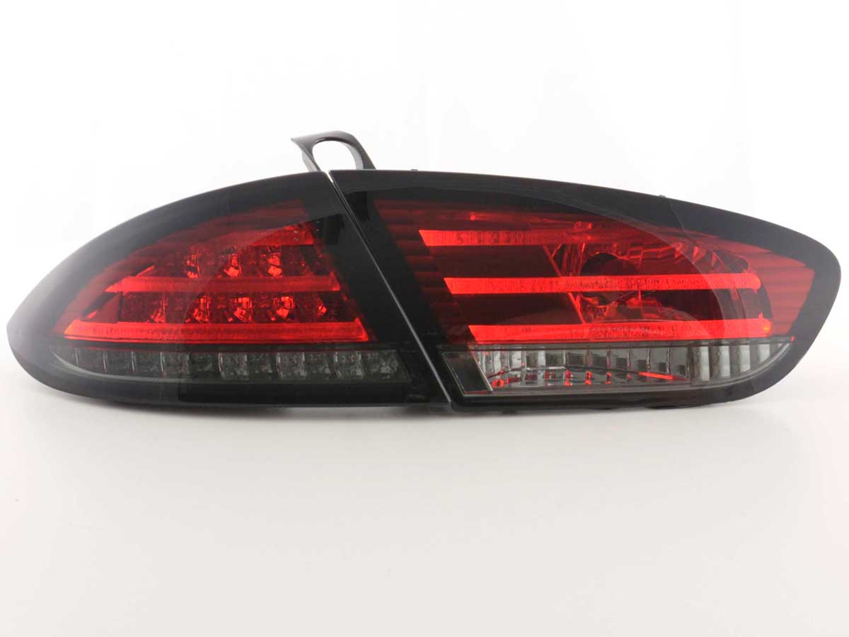 LED Rückleuchten Set Seat Leon Typ 1P Bj. 09-12 rot/schwarz