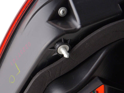 LED Rückleuchten Set Toyota Land Cruiser Typ FJ200 Bj. 07-08 chrom