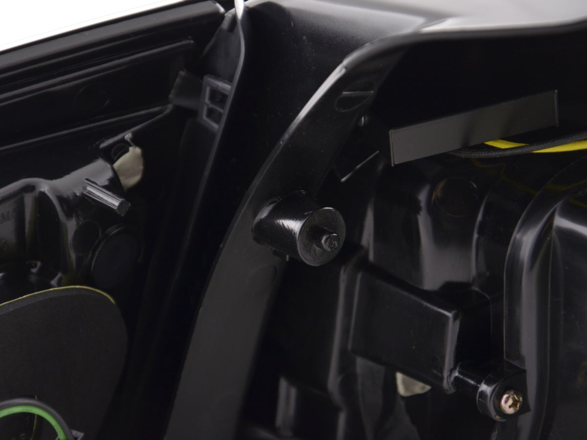 LED Rückleuchten Set VW Golf 6 Typ 1K Bj. 2008-2012 chrom mit Led Blinker für Rechtslenker