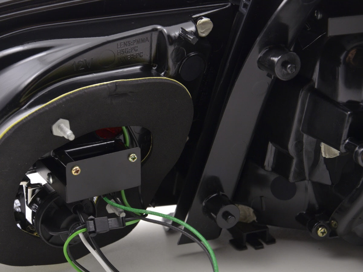 LED Rückleuchten Set VW Golf 6 Typ 1K Bj. 2008-2012 rot/klar mit Led Blinker für Rechtslenker