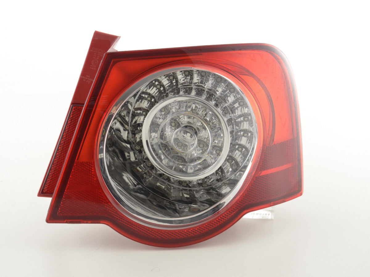 Verschleißteile Rückleuchte rechts VW Passat Limo Typ 3C Bj. 05-10 klar/rot