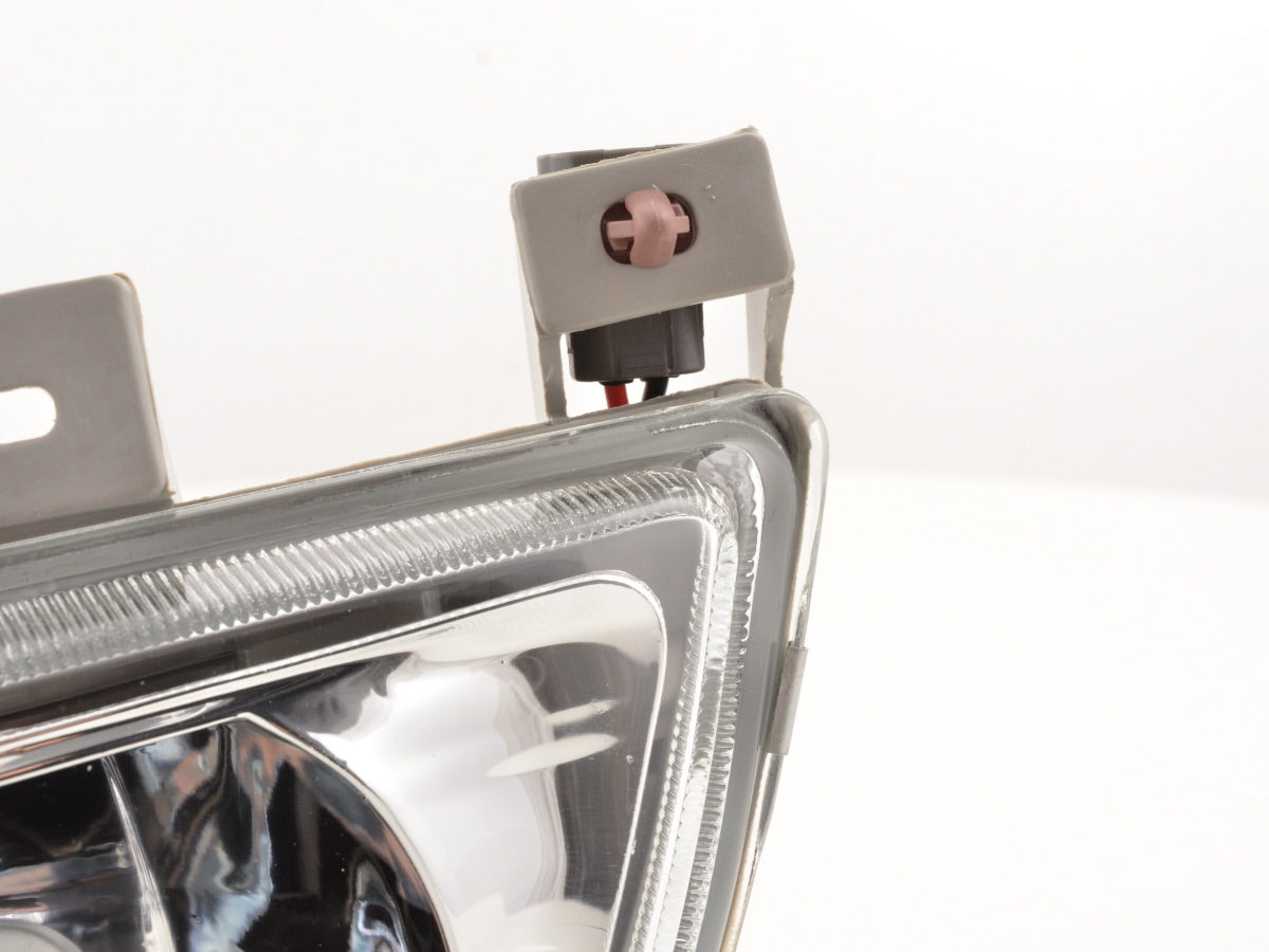 Verschleißteile Nebelscheinwerfer links Mazda 323 Bj. 01