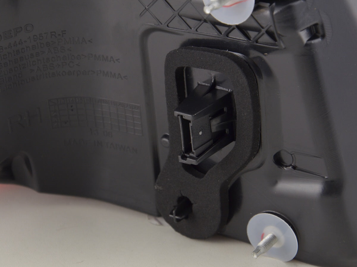 Verschleißteile Rückleuchte LED rechts BMW 5er F10 Limo Bj. 10-13 rot