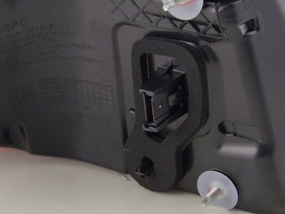 Verschleißteile Rückleuchte LED rechts BMW 5er F10 Limo Bj. 10-13 rot