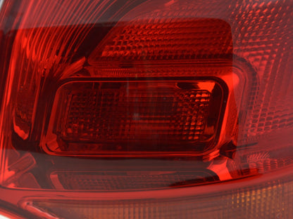 Verschleißteile Rückleuchte rechts Opel Astra J Kombi Bj. 10-12 rot