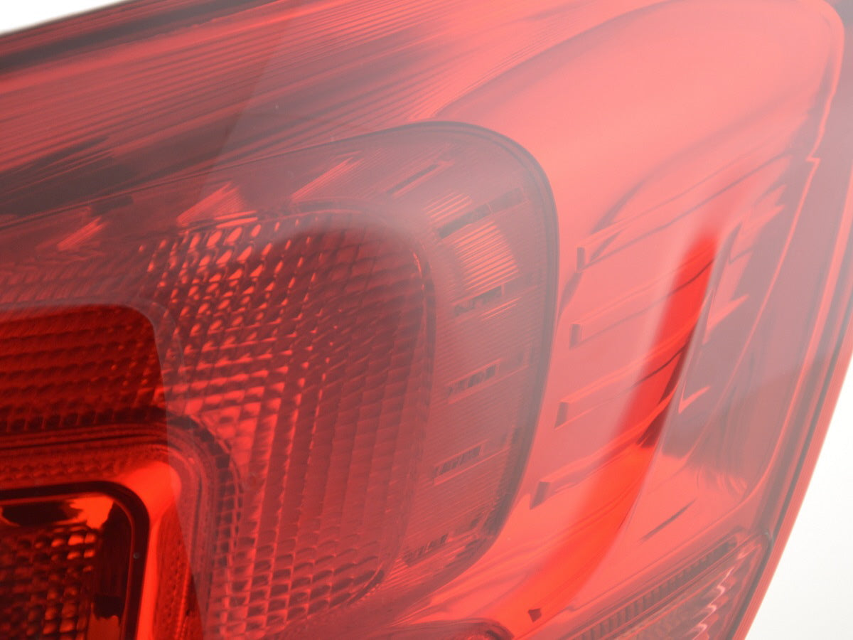 Verschleißteile Rückleuchte rechts Opel Astra J Kombi Bj. 10-12 rot