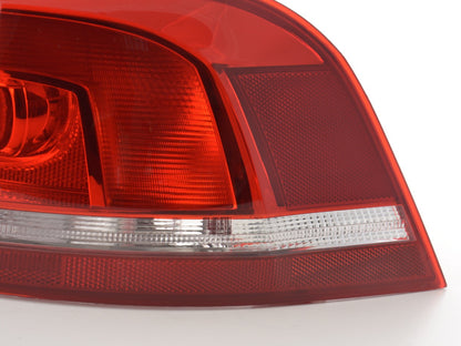 Verschleißteile Rückleuchte rechts VW Passat Variant (3C) Bj. 11- rot/klar