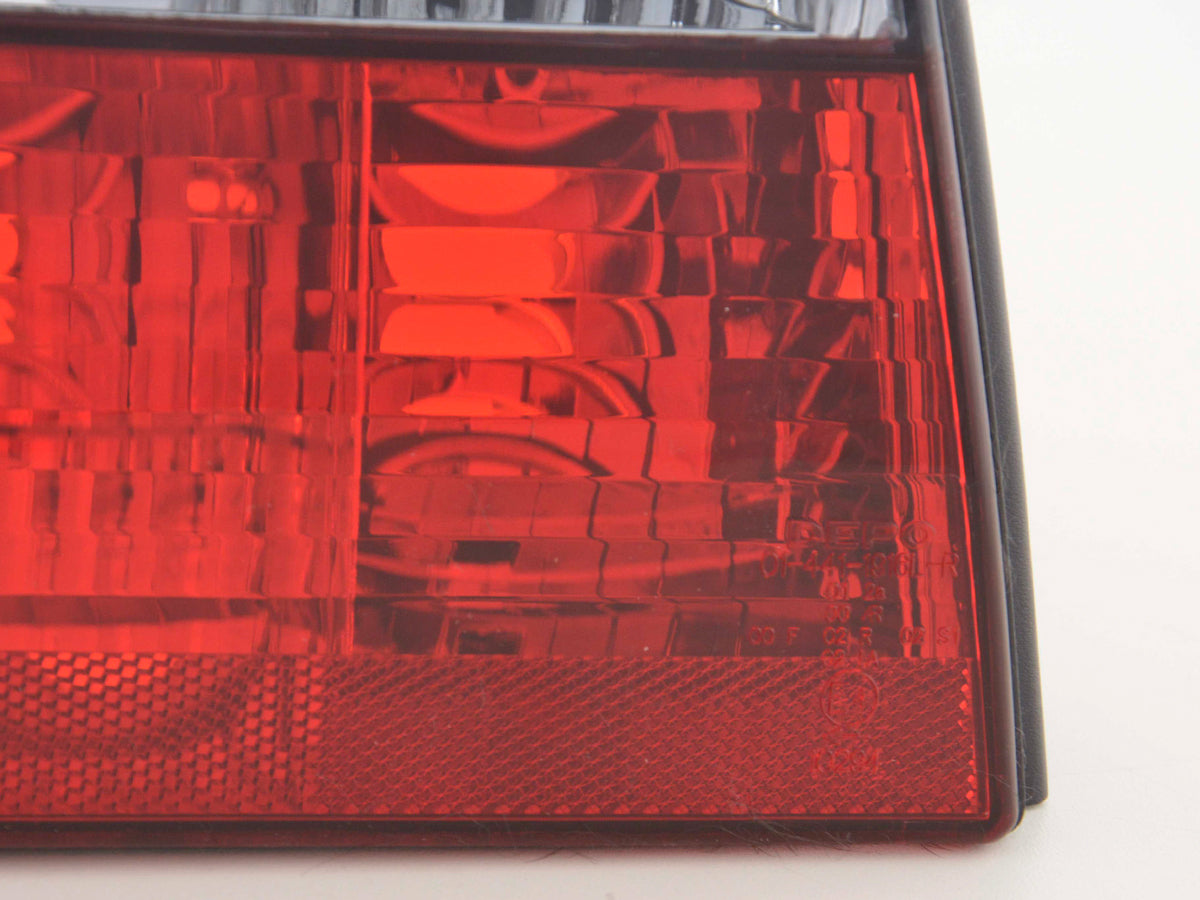 Rückleuchten VW Golf 3 Typ 1HXO  92-97 schwarz rot