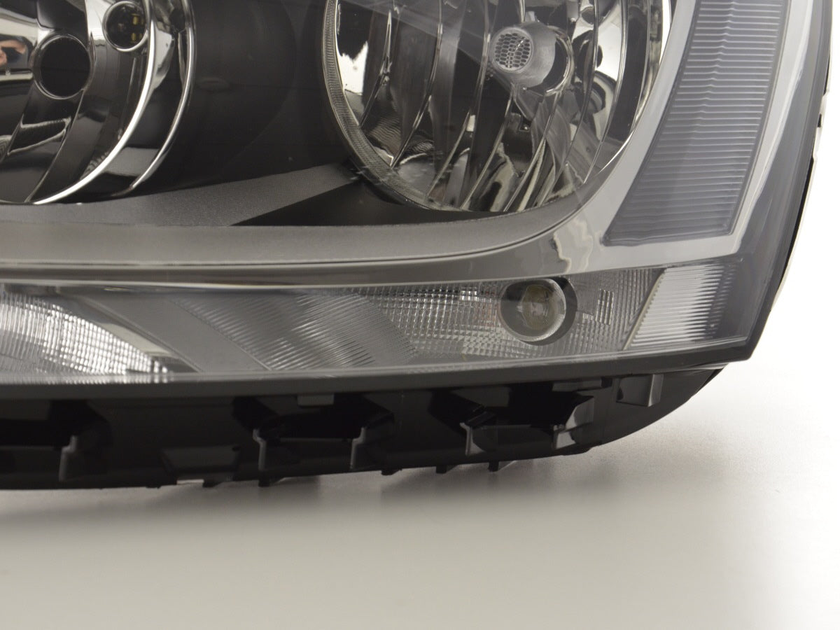 Verschleißteile Scheinwerfer links VW Jetta 6 Bj. ab 2010 schwarz
