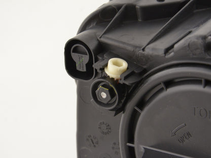 Verschleißteile Scheinwerfer links VW Jetta 6 Bj. ab 2010 schwarz