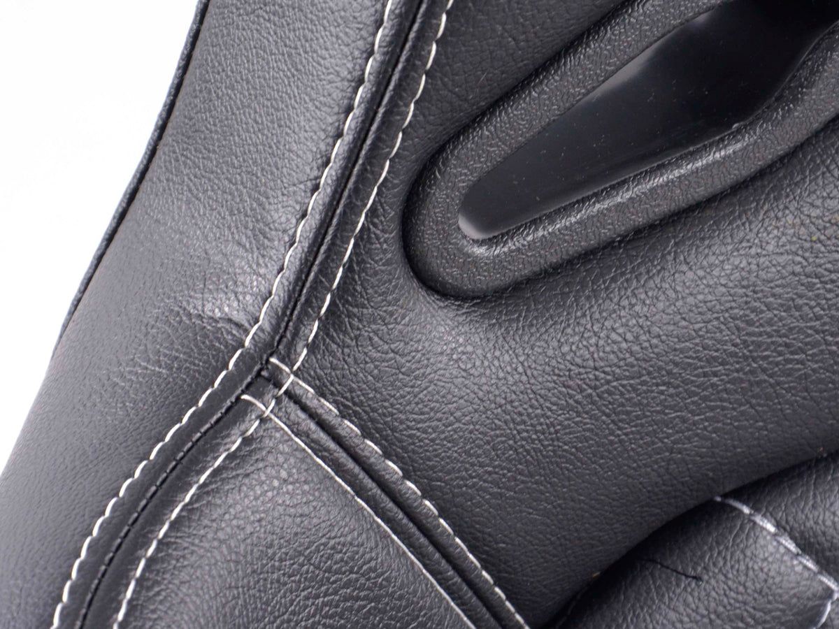 FK Sportsitze Auto Halbschalensitze Set Las Vegas Kunstleder schwarz Naht weiß