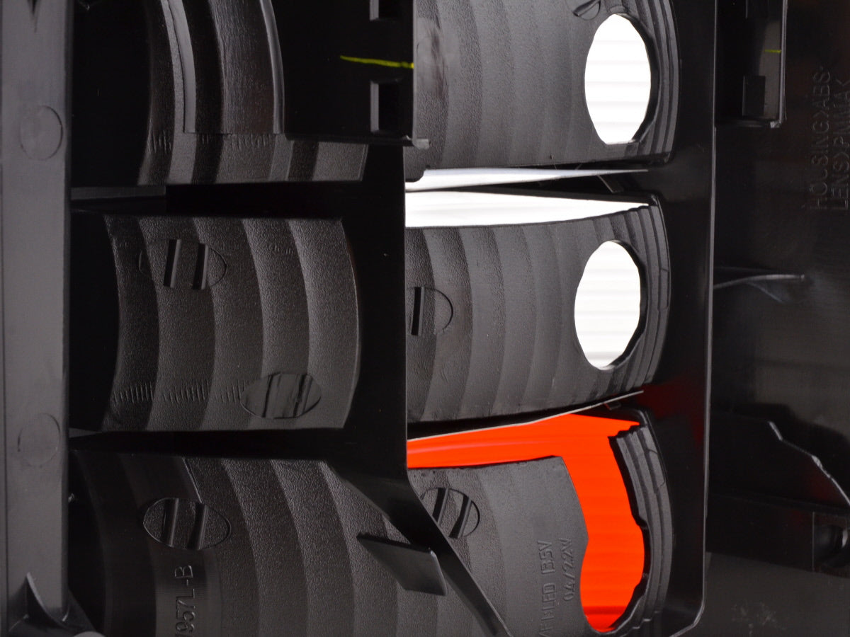 Verschleißteile Rückleuchte links VW T5 Bj. 03